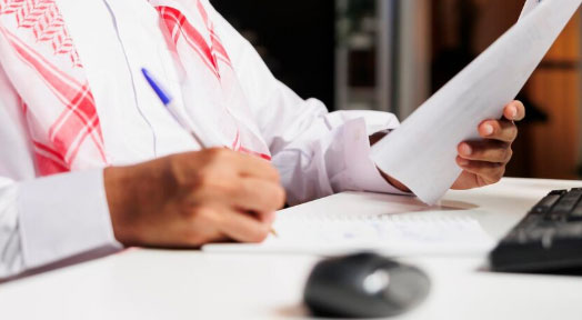 دور نماذج الـ (LLMs) في تطوير الامتثال التنظيمي